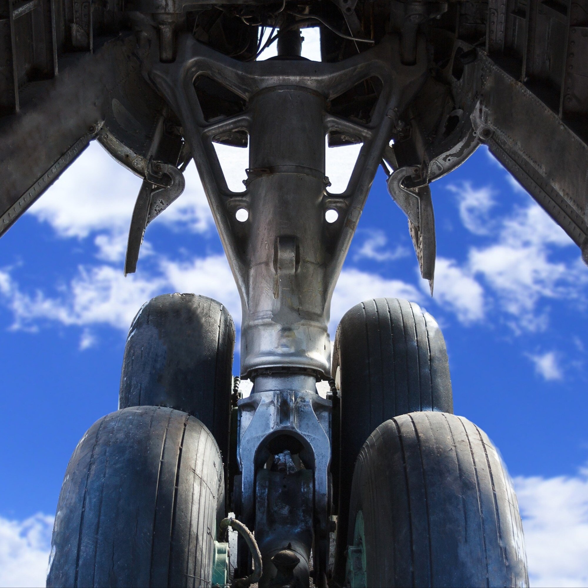 SD-home-banner-landing-gear-aircraft-mechanical-engineering-1