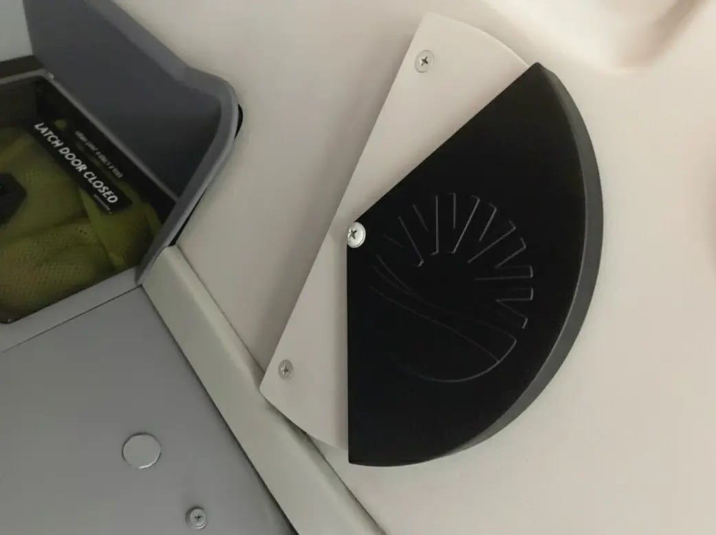 Stirling-Dynamics-Cockpit-Ventilation-in-aircraft-Sun-Express-02