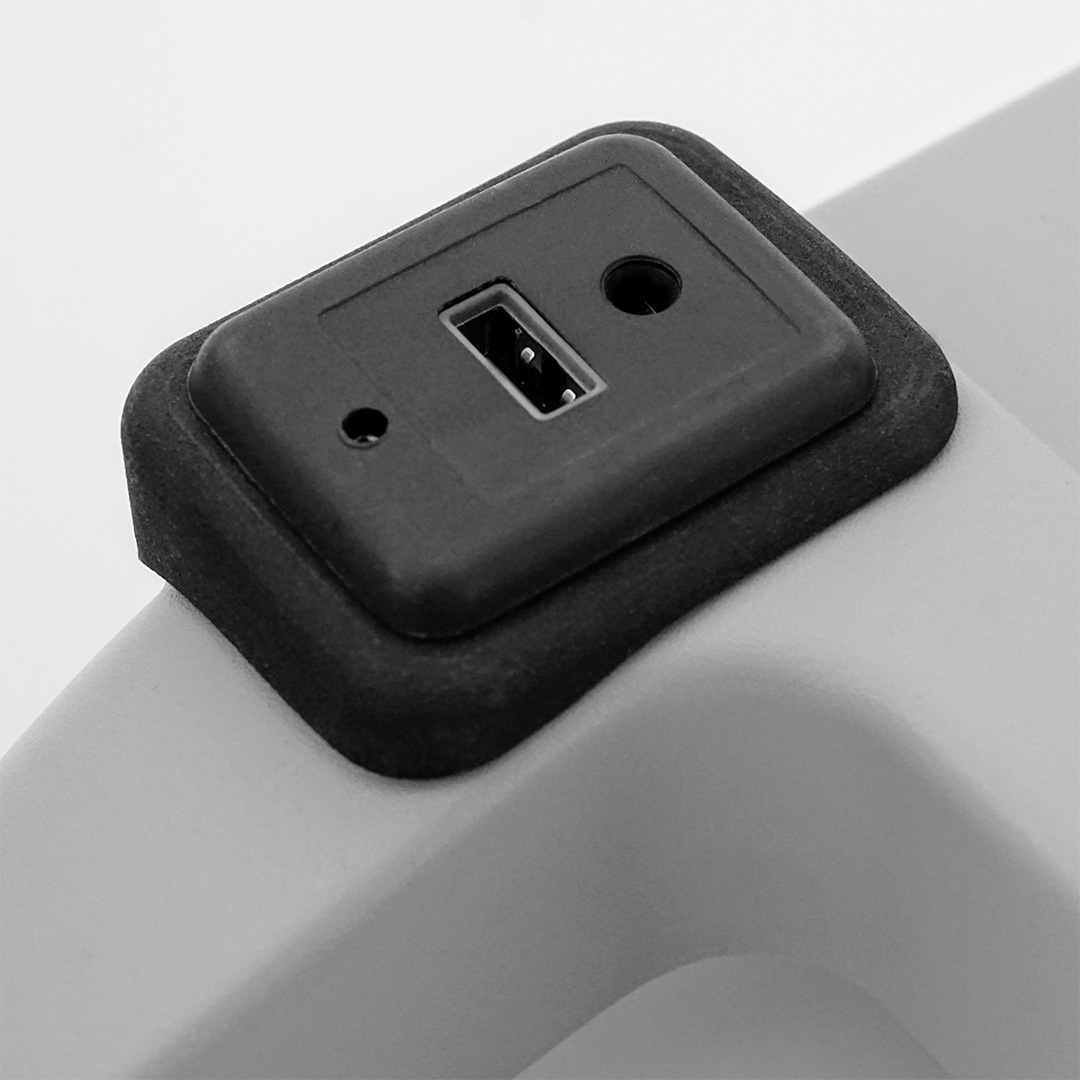Stirling-Dynamics-USB-Port-01